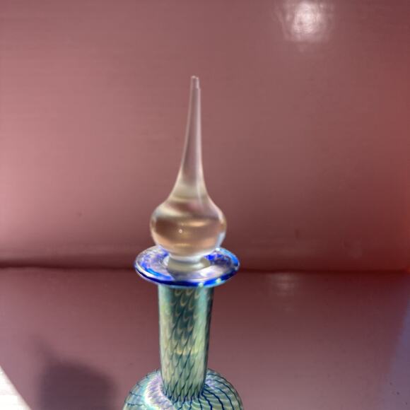 Stuart Abelman Art Glass Iridescent Pulled Feather Perfume Bottle 1981 - Picture 11 of 11